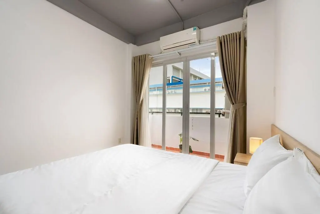 Glass-Walled Design Condo In D1 Ho Chi Minh City