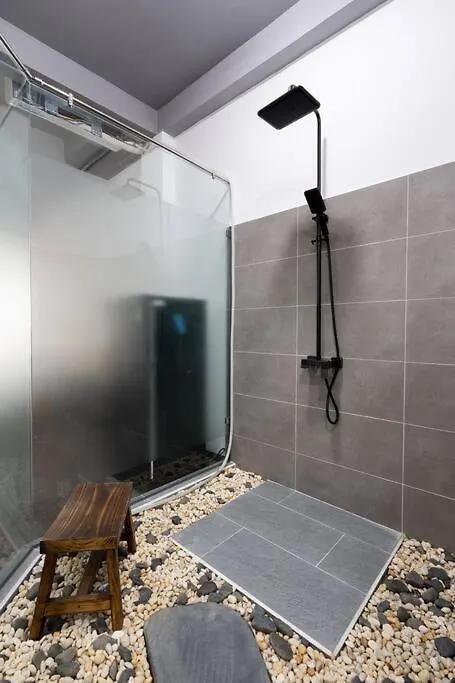 Glass-Walled Design Condo In D1 Thành Pho Ho Chí Minh 0*,  Vietnam